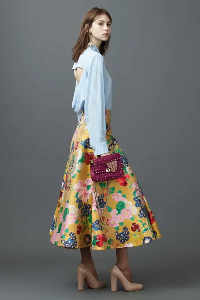 Look 11